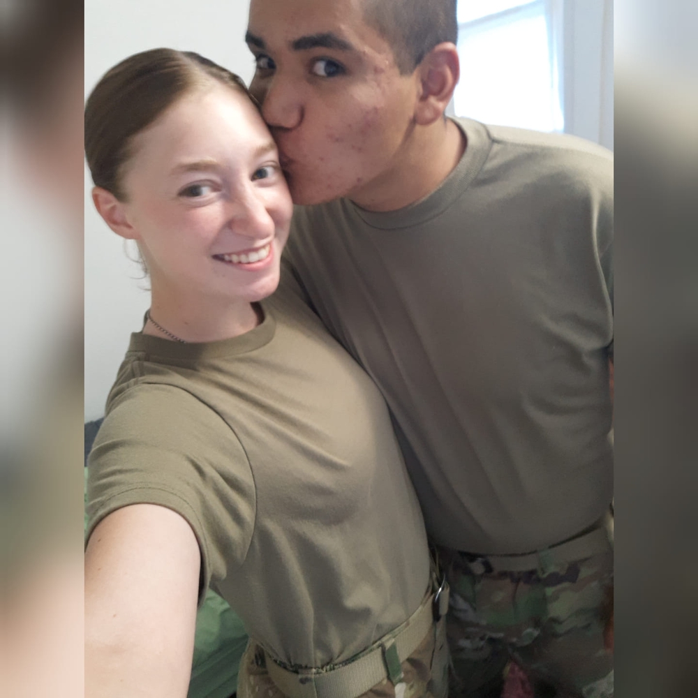 Meet your Posher, Makayla